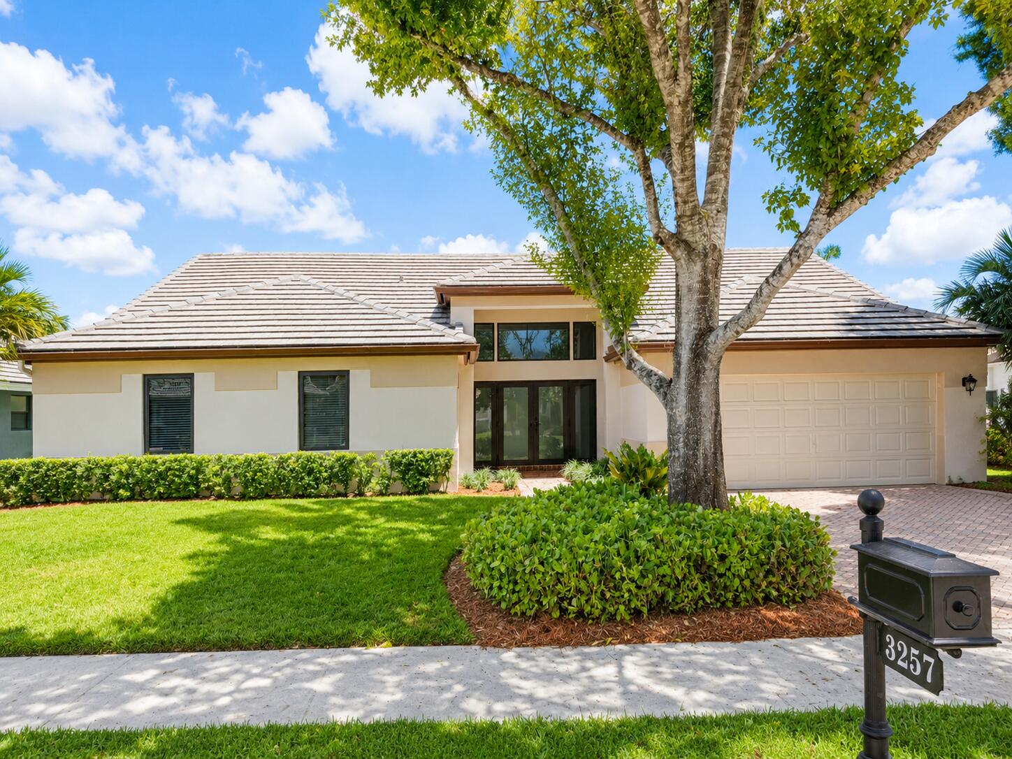 3257 BEECHBERRY Circle, Davie FL 33328