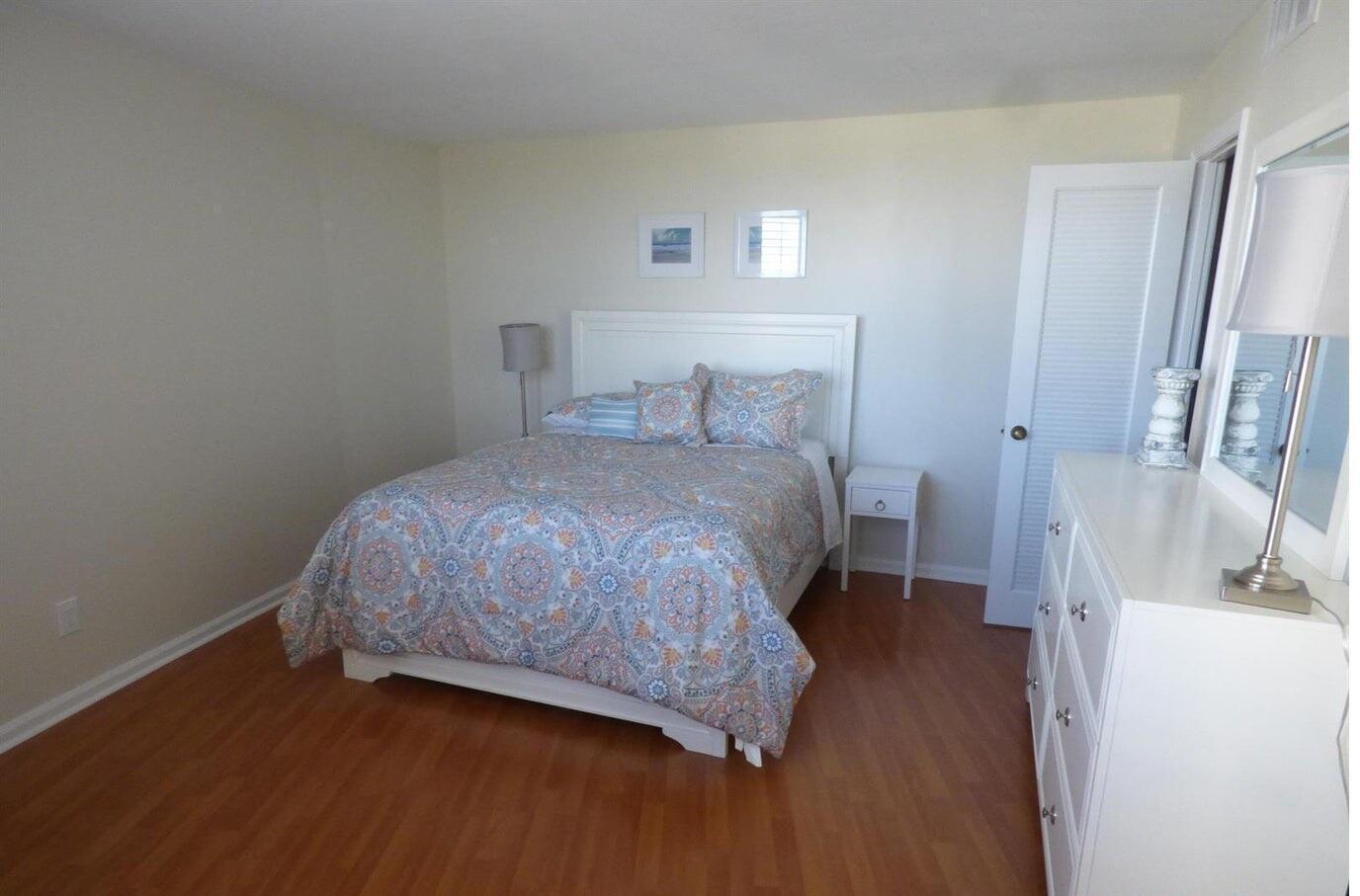 2800 N Ocean Drive # 5c — Photo 5