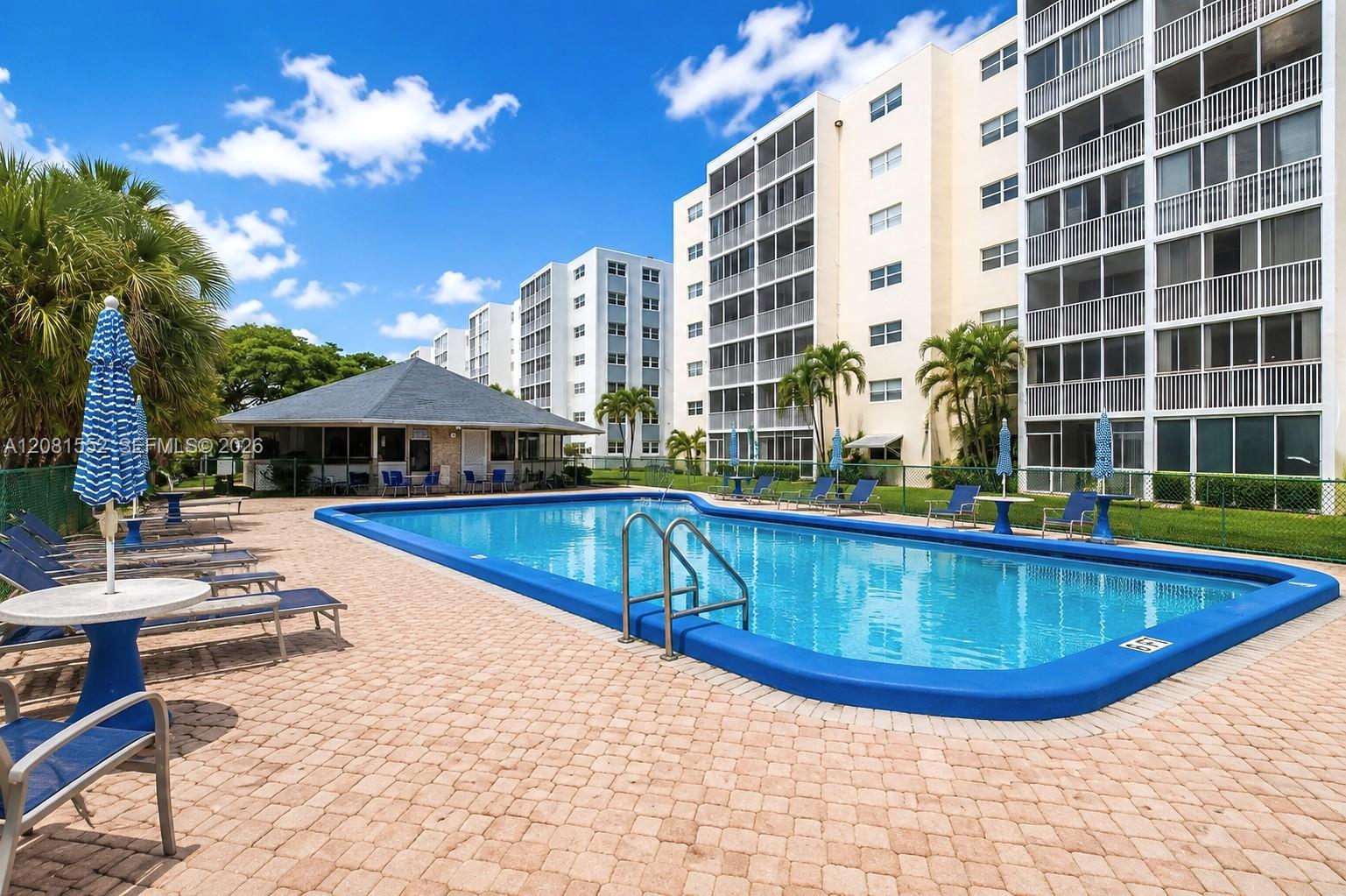 301 NE 14th Ave # 307, Hallandale Beach FL 33009