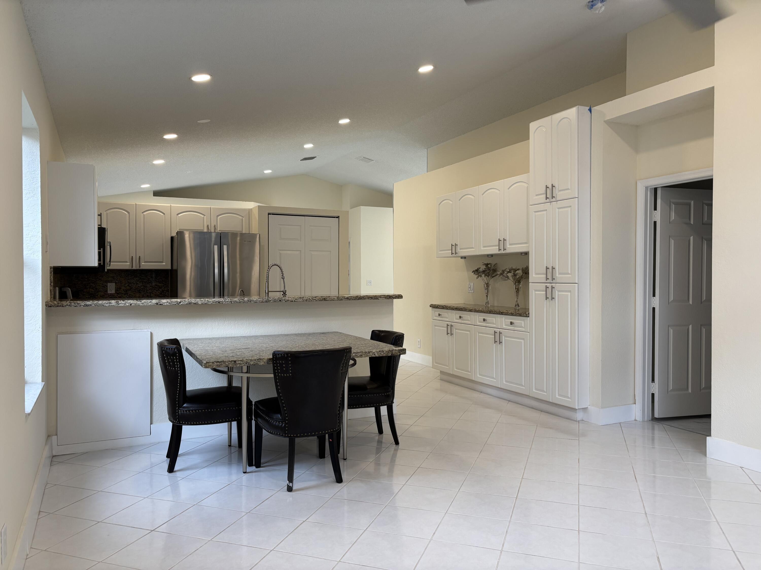9676 CHERRY BLOSSOM Court — Photo 3
