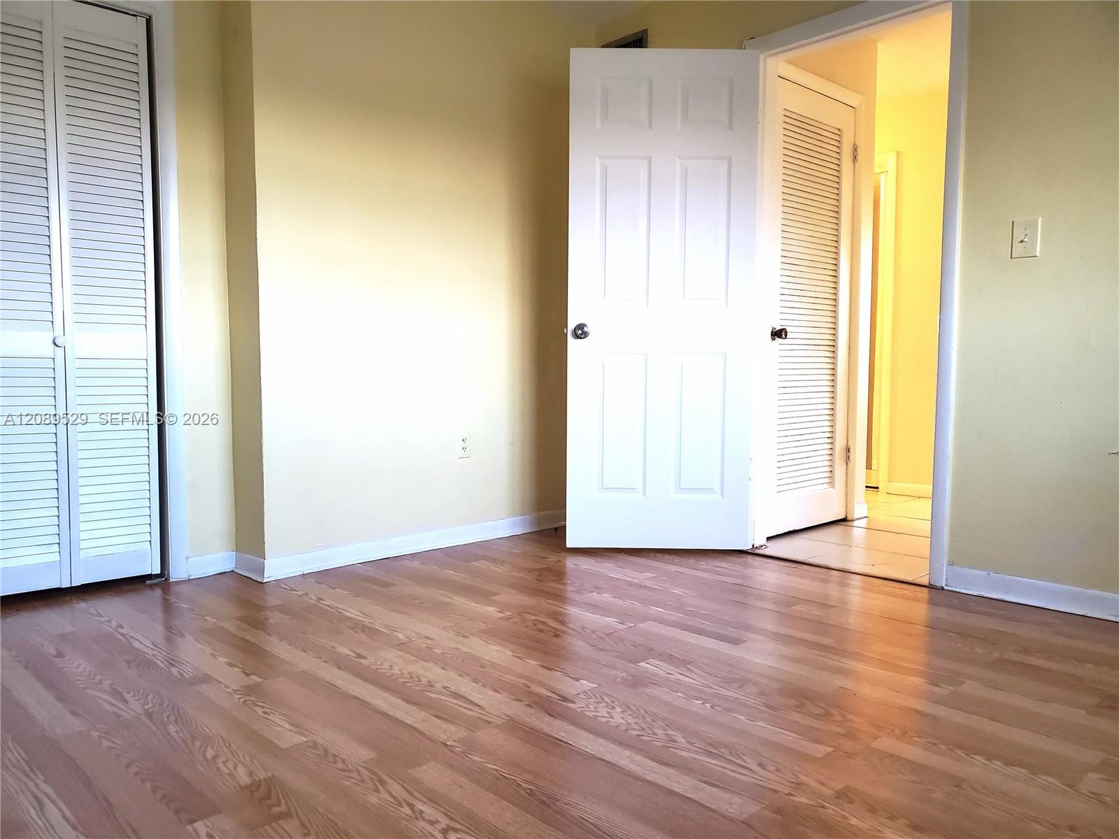 10904 SW 2nd St # 1R — Photo 3
