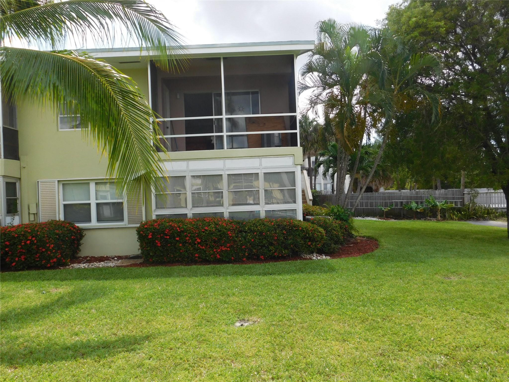 960 Crystal Lake Drive # 201 — Photo 4