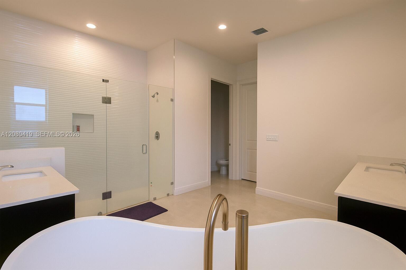14809 SW 39th Ter — Photo 4
