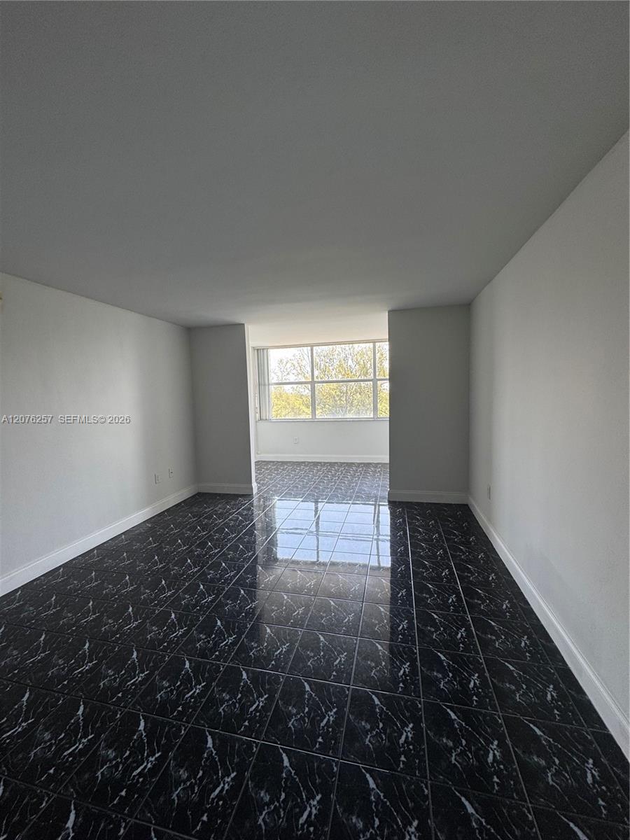 1300 NE Miami Gardens Dr # 803E — Photo 4