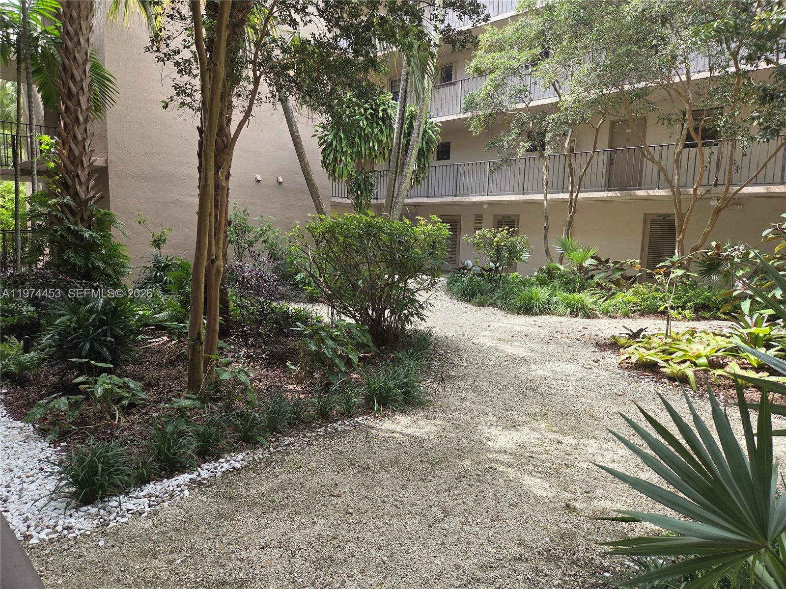 13020 SW 92nd Ave # A106 — Photo 2