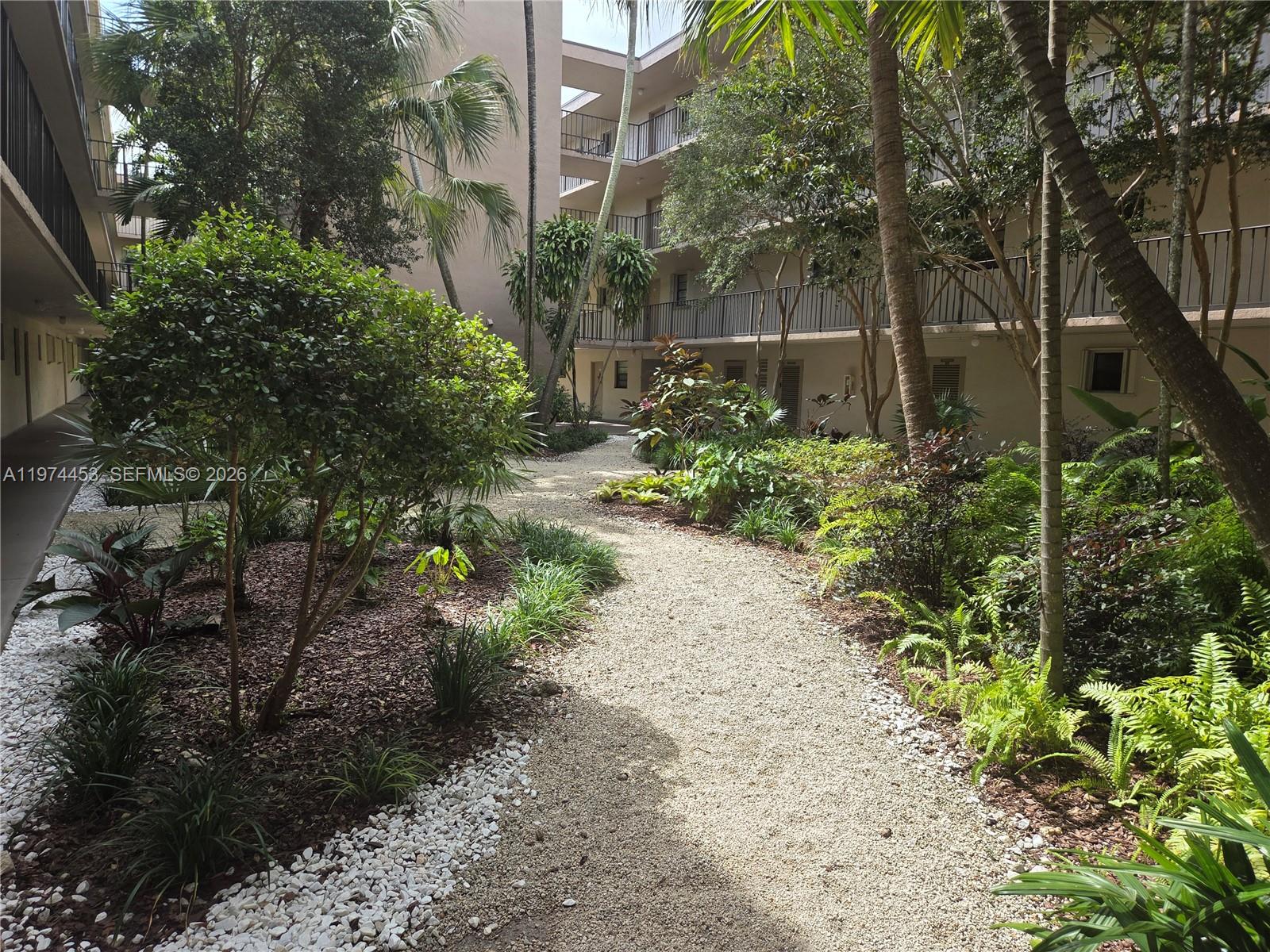 13020 SW 92nd Ave # A106 — Photo 3