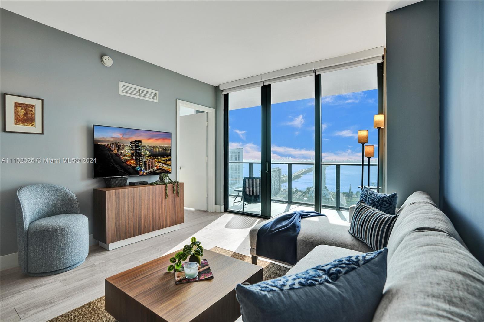 121 NE 34th St # 2906, Miami FL 33137