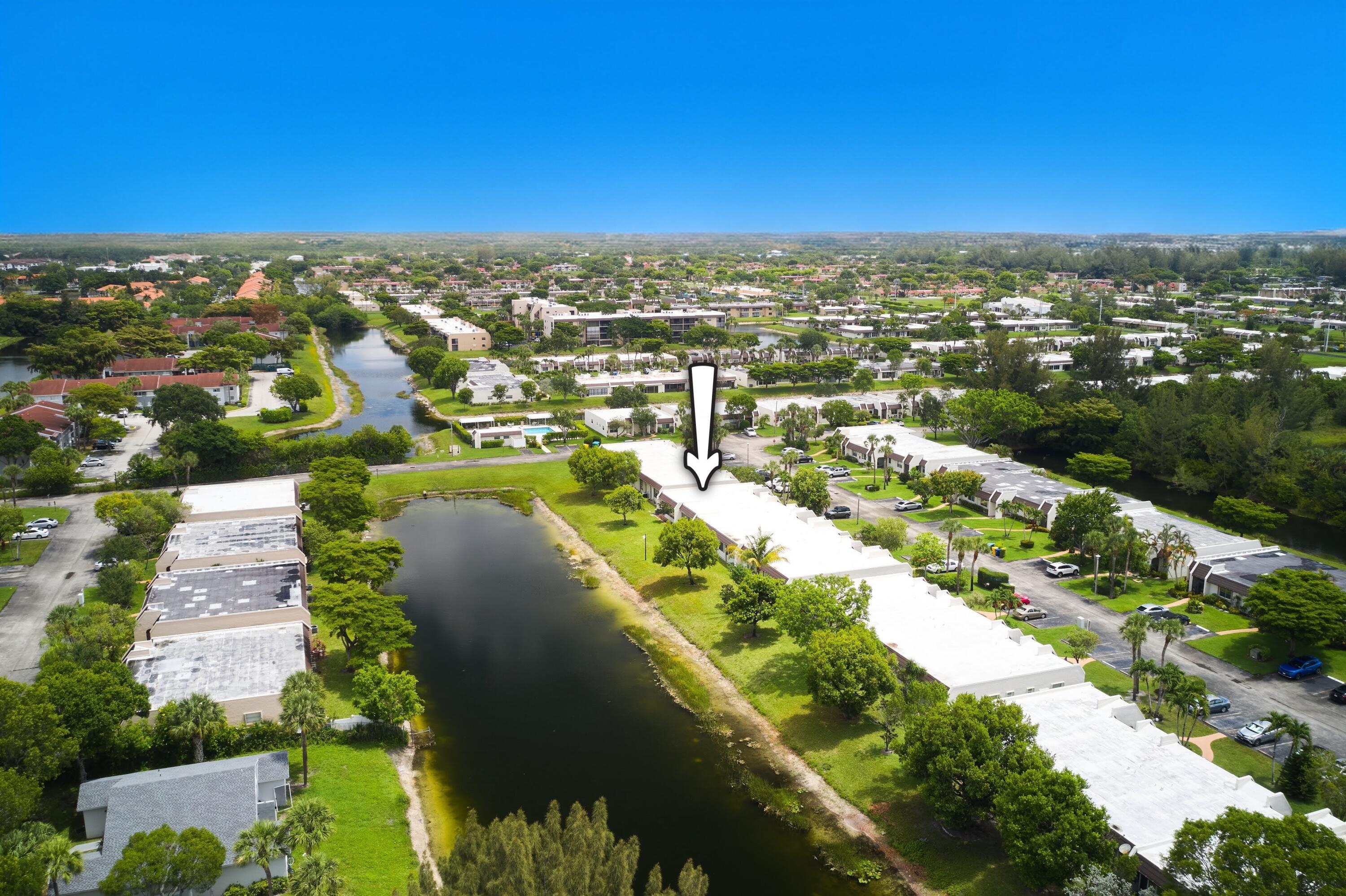 175 Lake Susan Lane, West Palm Beach FL 33411
