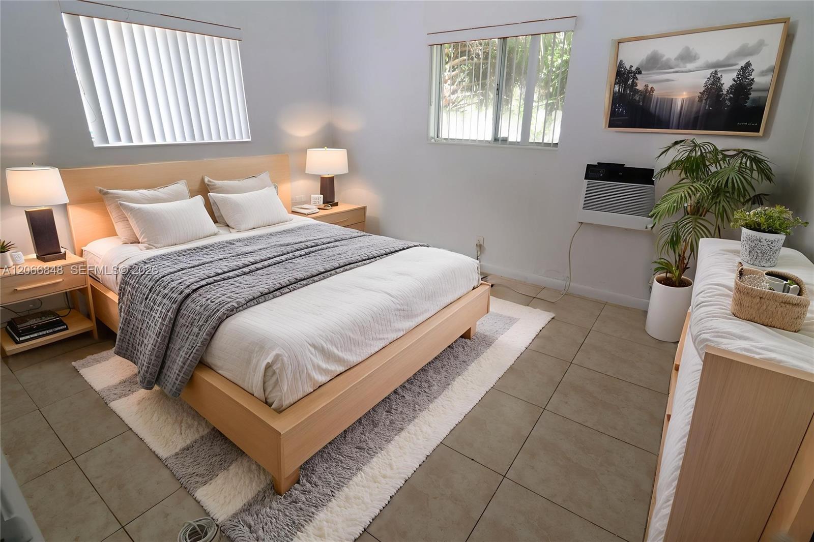 1708 N 16th Ave # 3 — Photo 5