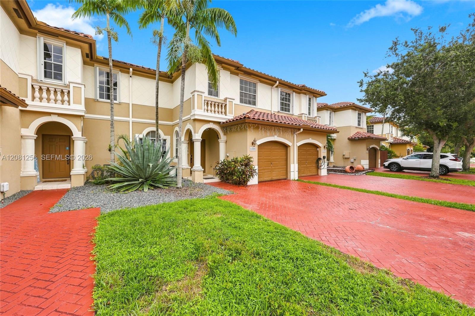 14091 SW 51st Ln — Photo 3