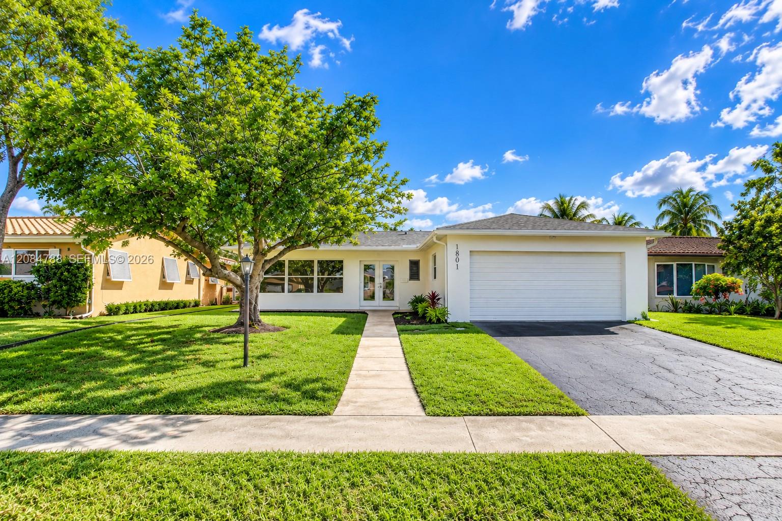 1801 N 54th Ave, Hollywood FL 33021