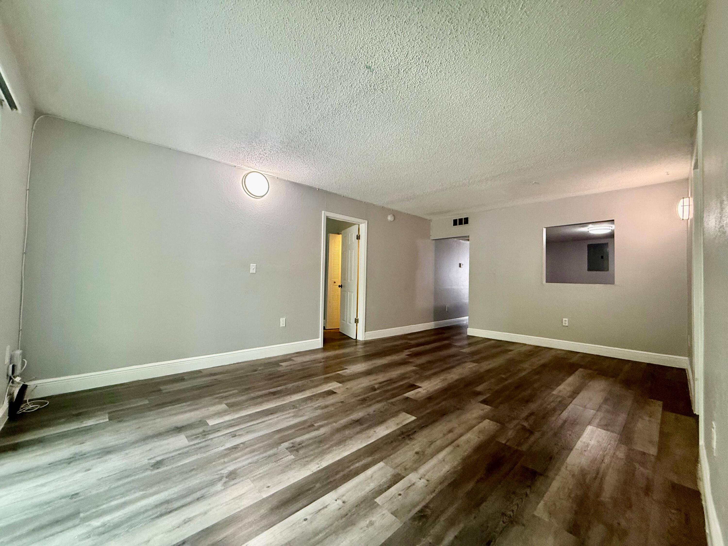 726 SW 81st Avenue # 14A — Photo 3