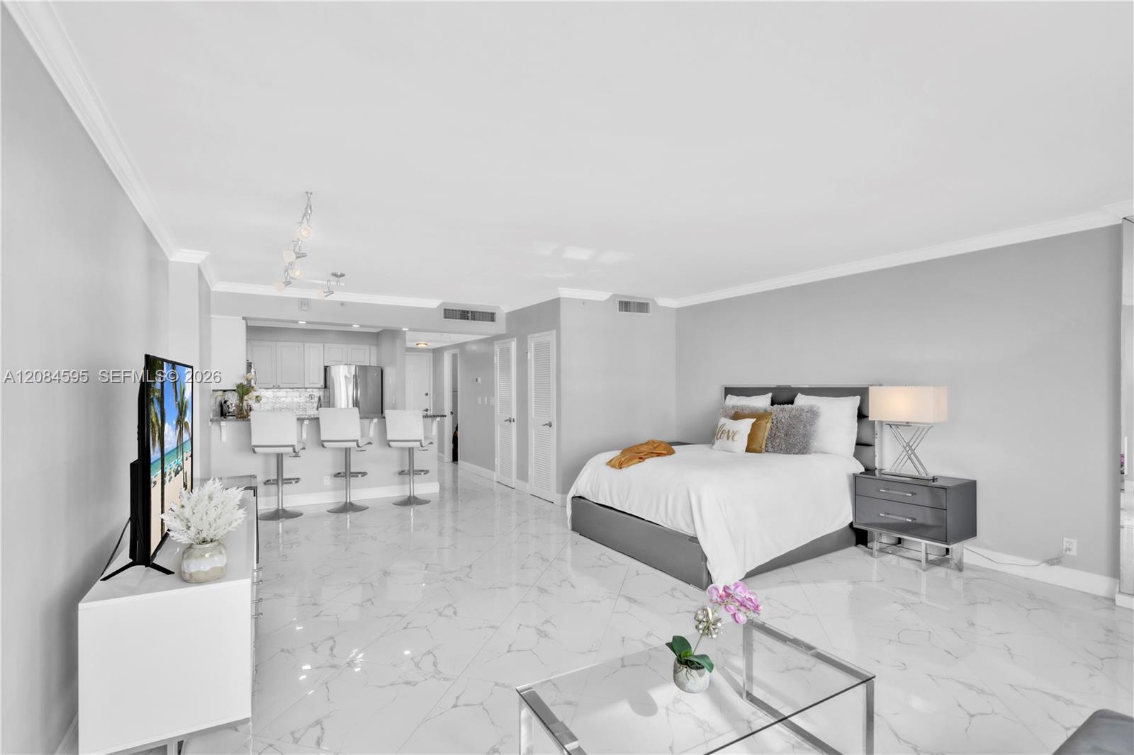 2501 S Ocean Dr # 503 — Photo 4