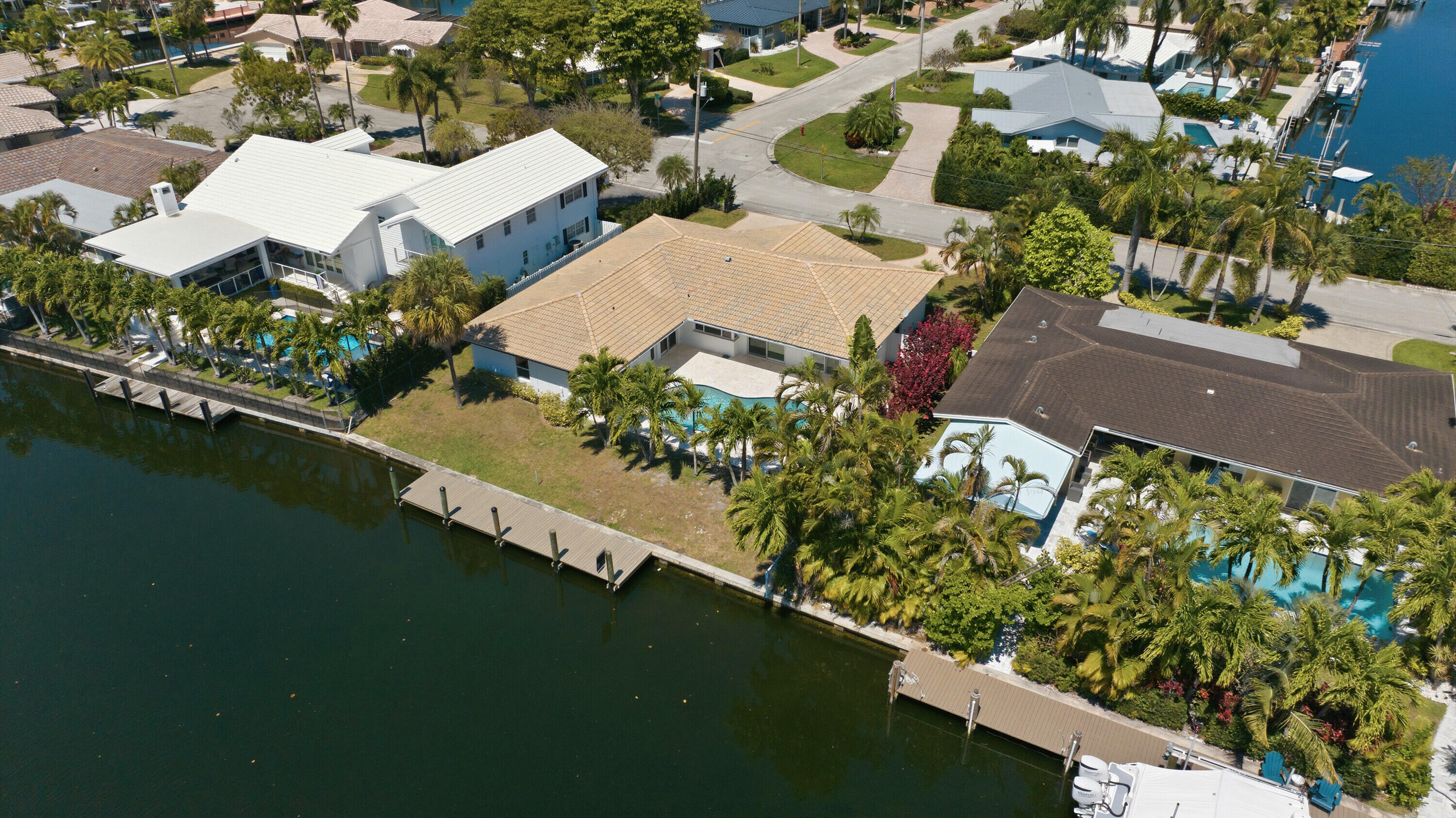 2810 NE 52nd Street, Fort Lauderdale FL 33308