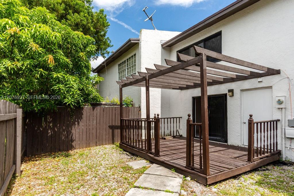 11312 SW 67th Ter — Photo 4