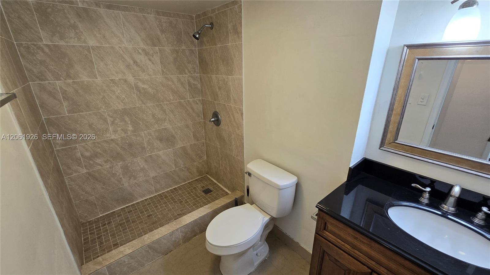 9143 SW 77th Ave # 804 — Photo 4