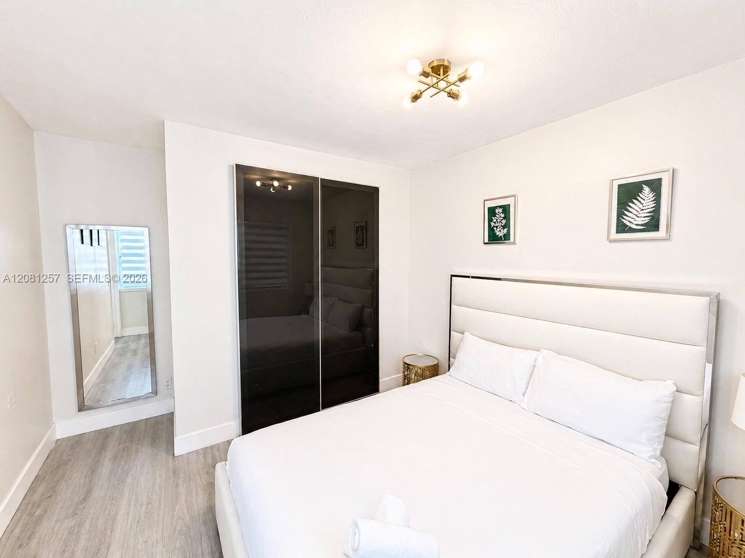 10000 E Bay Harbor Dr # 14 — Photo 5