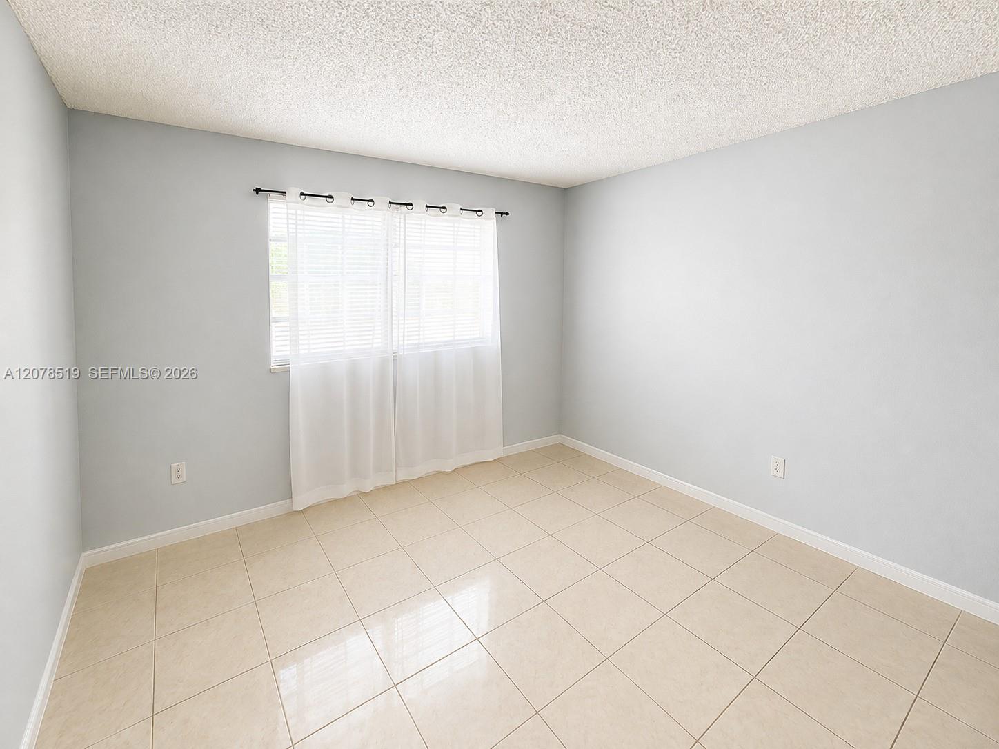 10850 W Flagler St # D314 — Photo 3