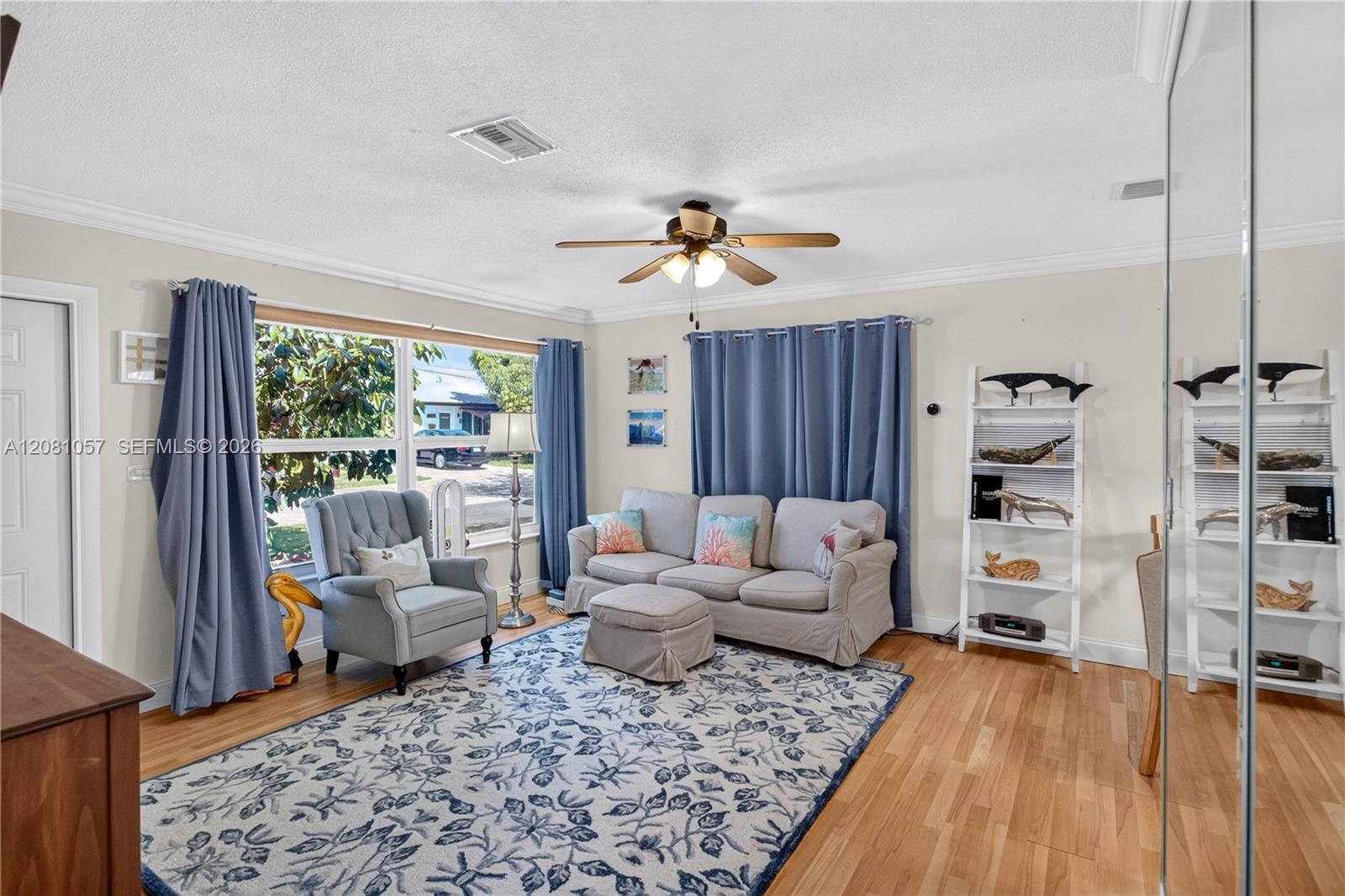 4554 NW 16th Ave — Photo 5