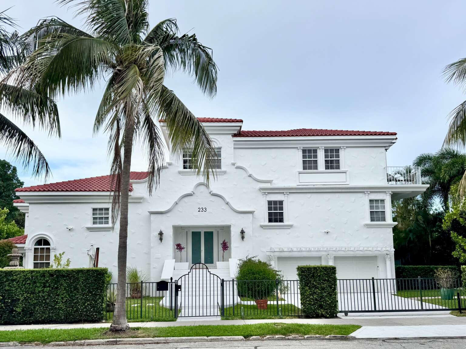 233 Pershing Way, West Palm Beach FL 33401
