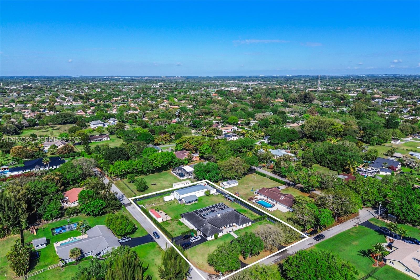 5431 SW 109th Ave, Davie FL 33328
