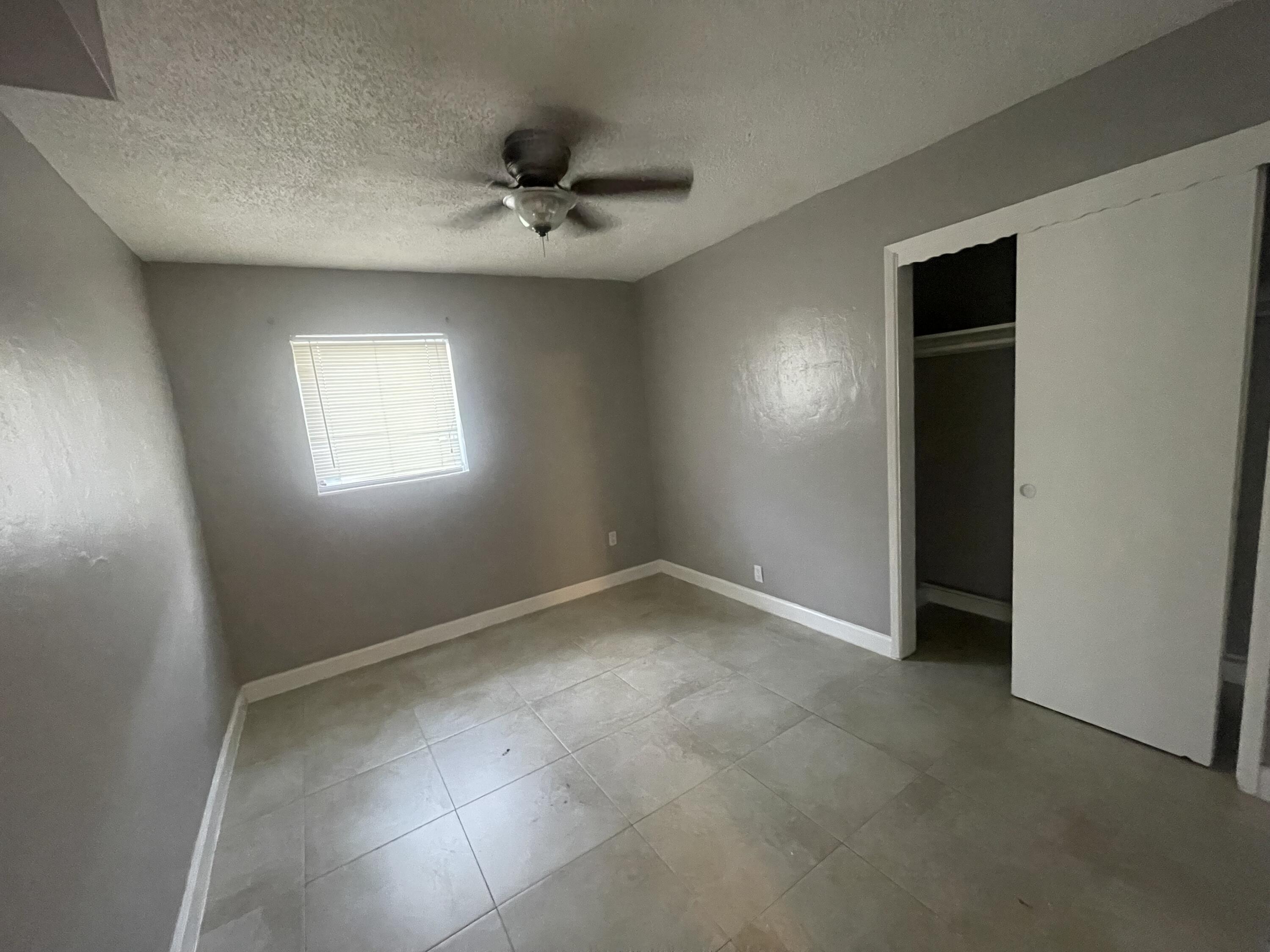 3361 NE 16TH Avenue # 1 — Photo 4