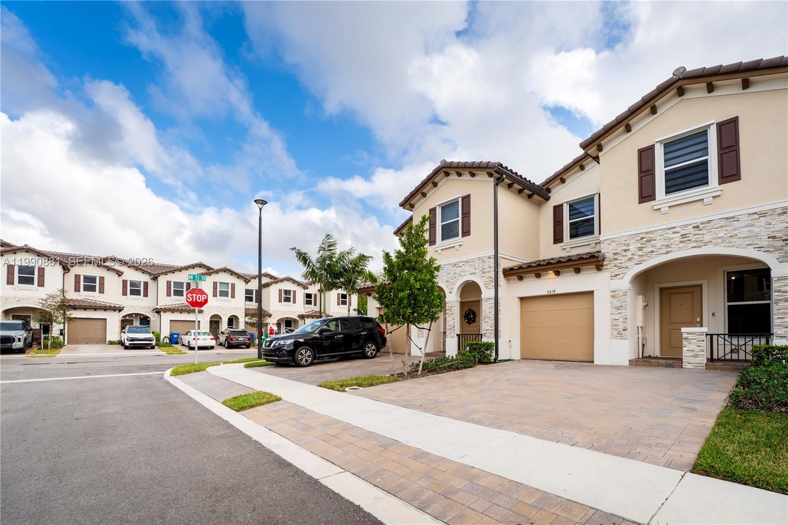 5514 NW 27th St, Lauderhill FL 33313