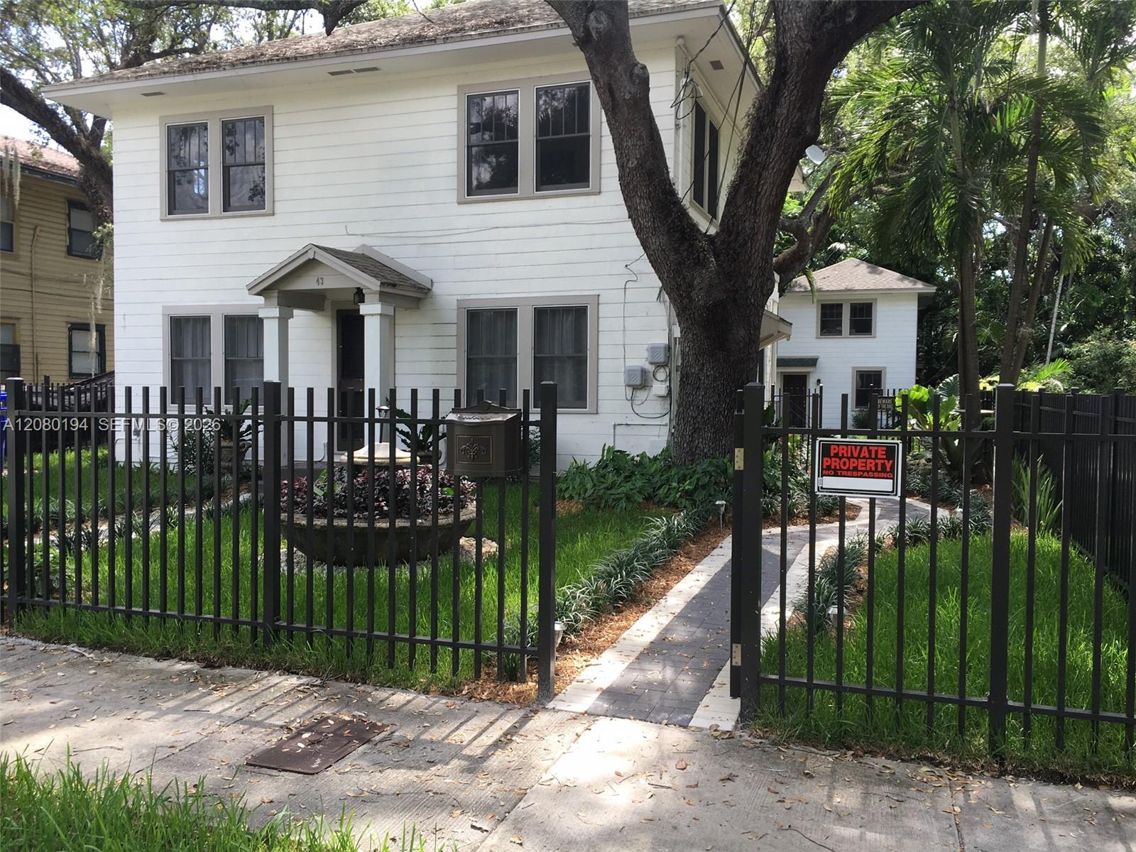 Lush Landscaping w/ Old Oak Trees