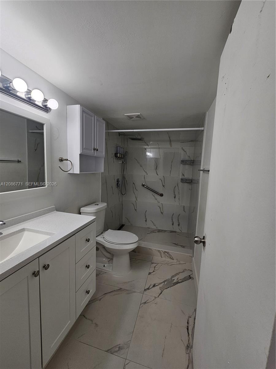 15385 SW 76th Ter # 107 — Photo 3