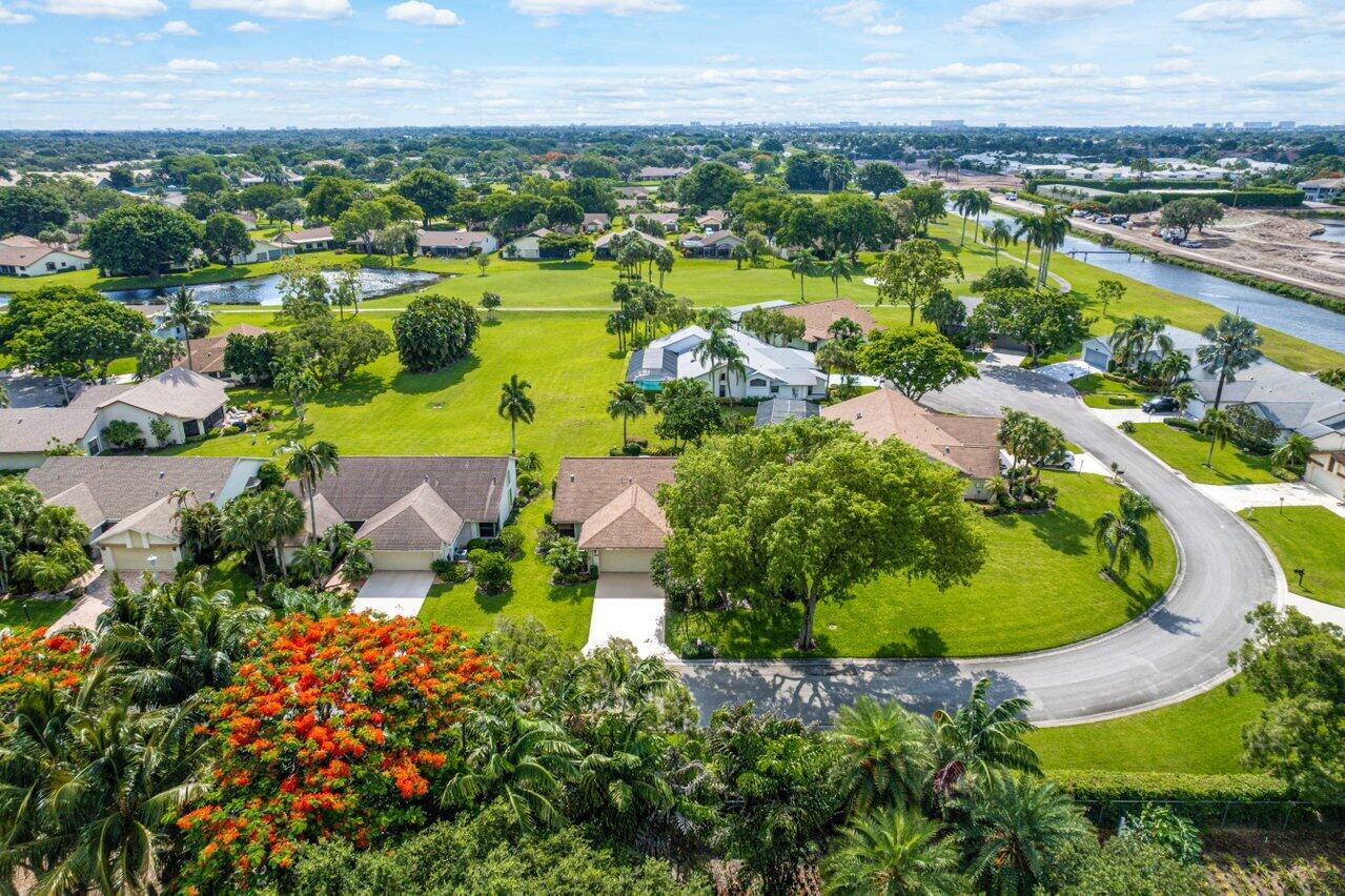 5692 Willow Creek Lane, Delray Beach FL 33484