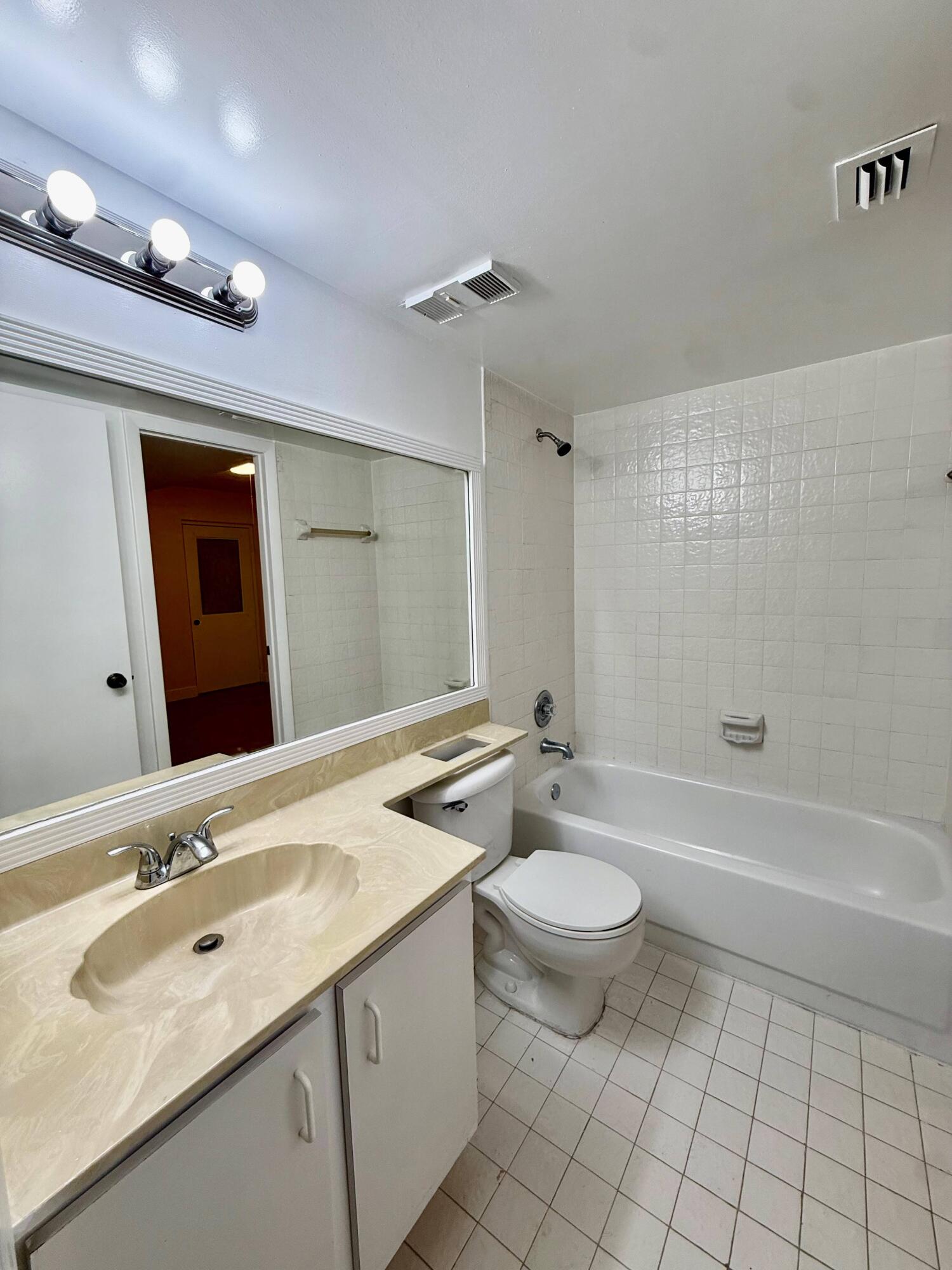9777 Westview Drive # 1113 — Photo 3