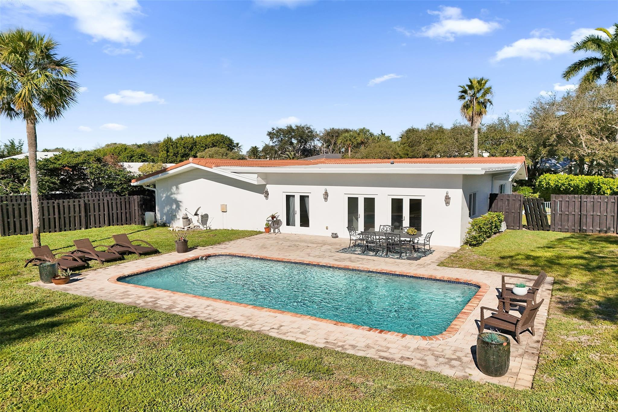 26 Cayuga Road, Sea Ranch Lakes FL 33308