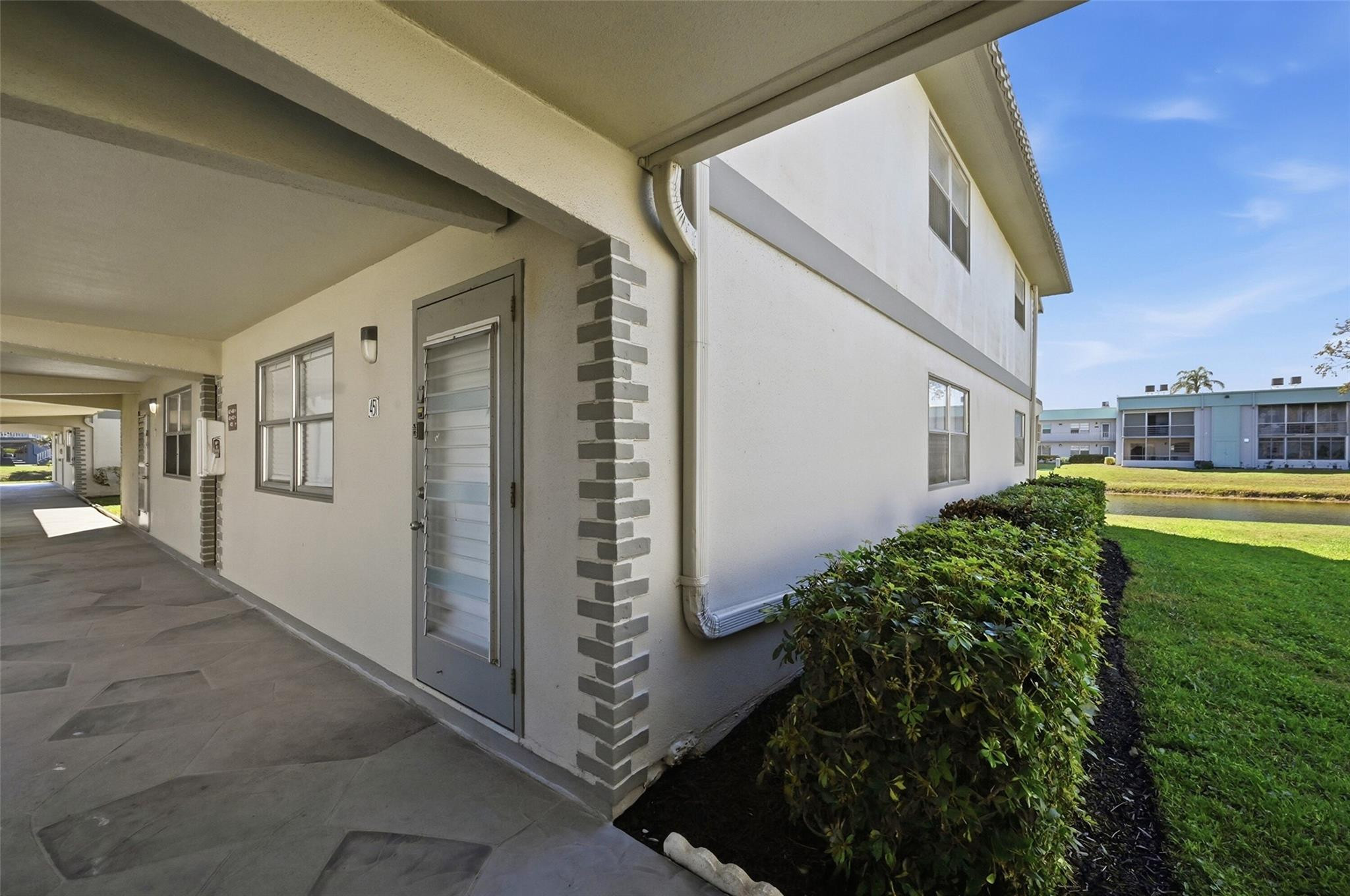 451 Monaco J # j — Photo 4