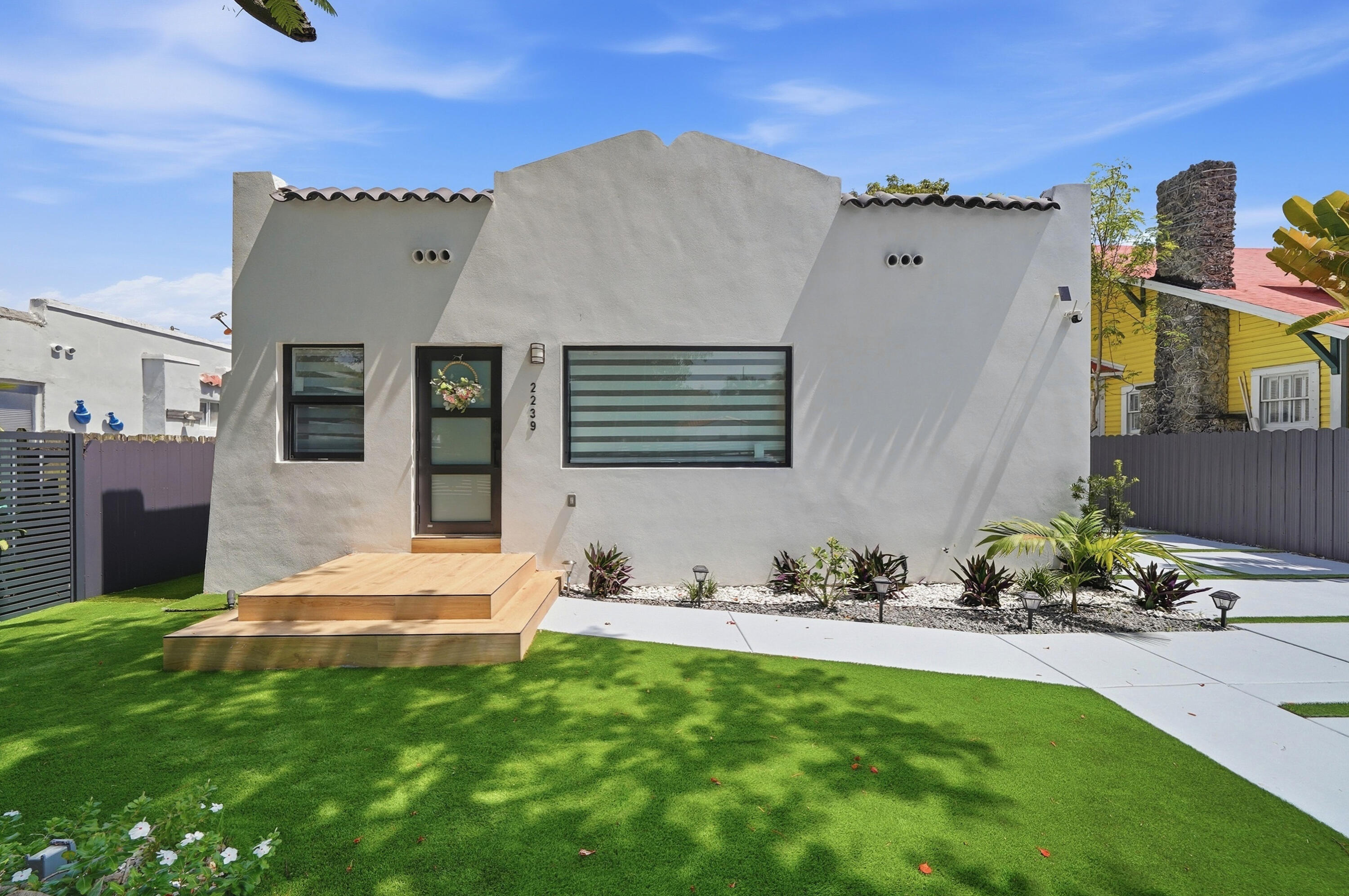 2239 SW 10TH Street, Miami FL 33135