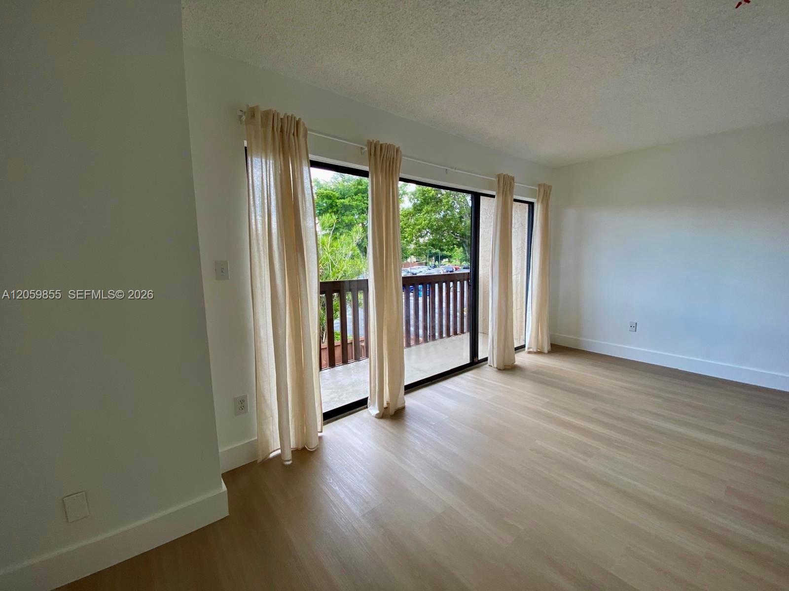 6544 SW 114 PL # B76 — Photo 4
