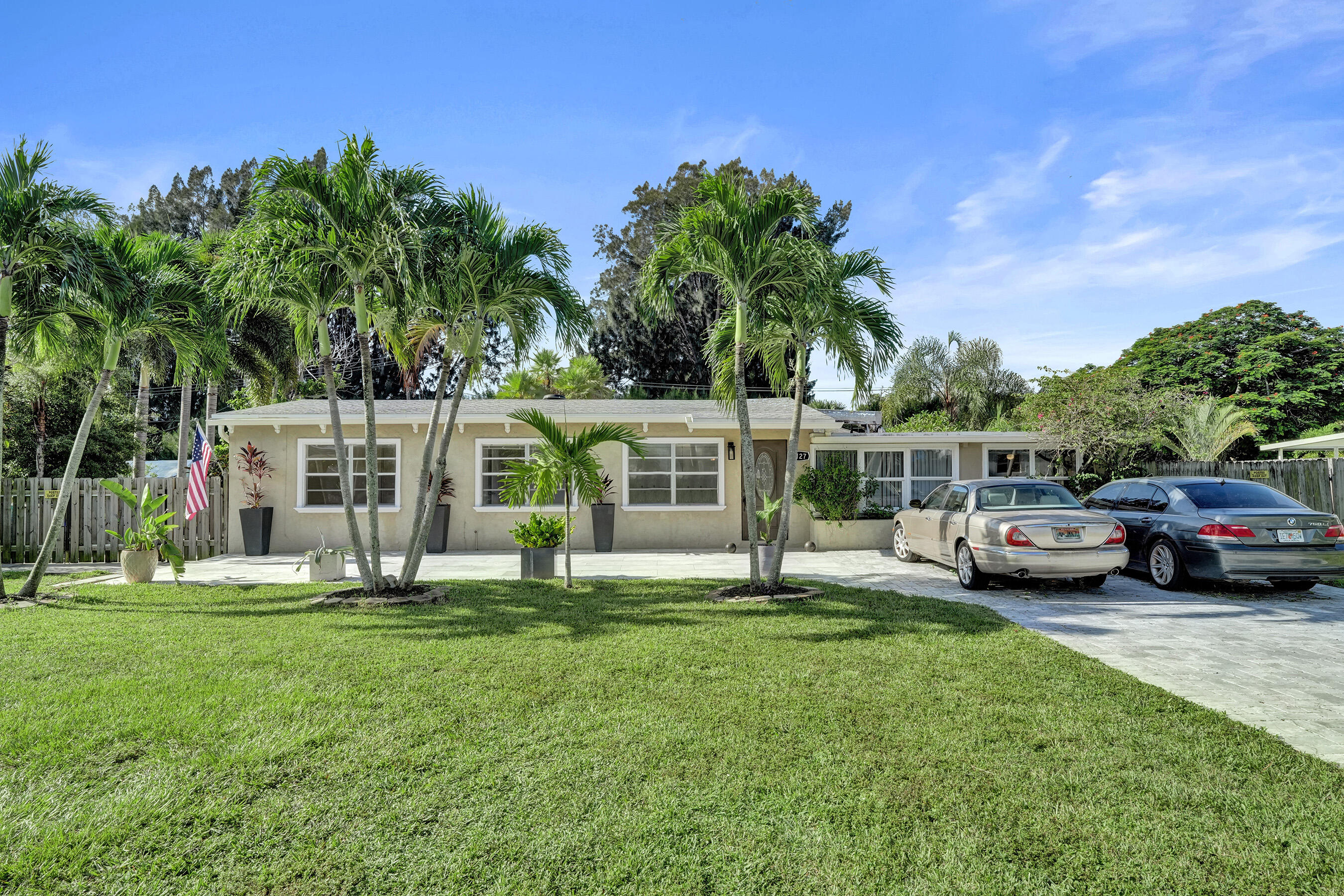 3127 Carol Avenue — Photo 3