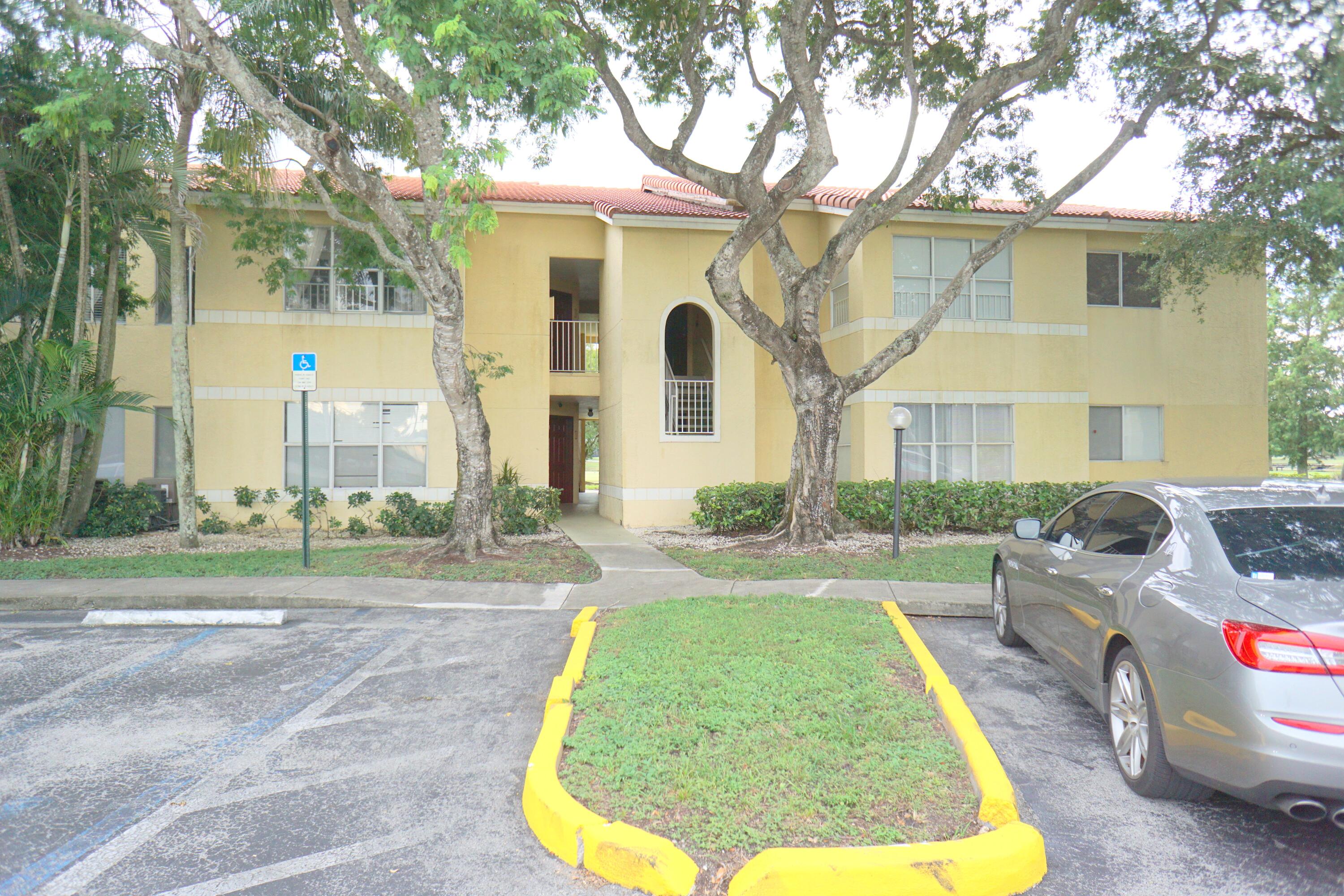 12620 VISTA ISLES Drive # 1025, Sunrise FL 33325