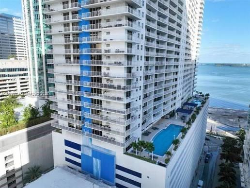 1200 Brickell Bay Dr # 3318, Miami FL 33131