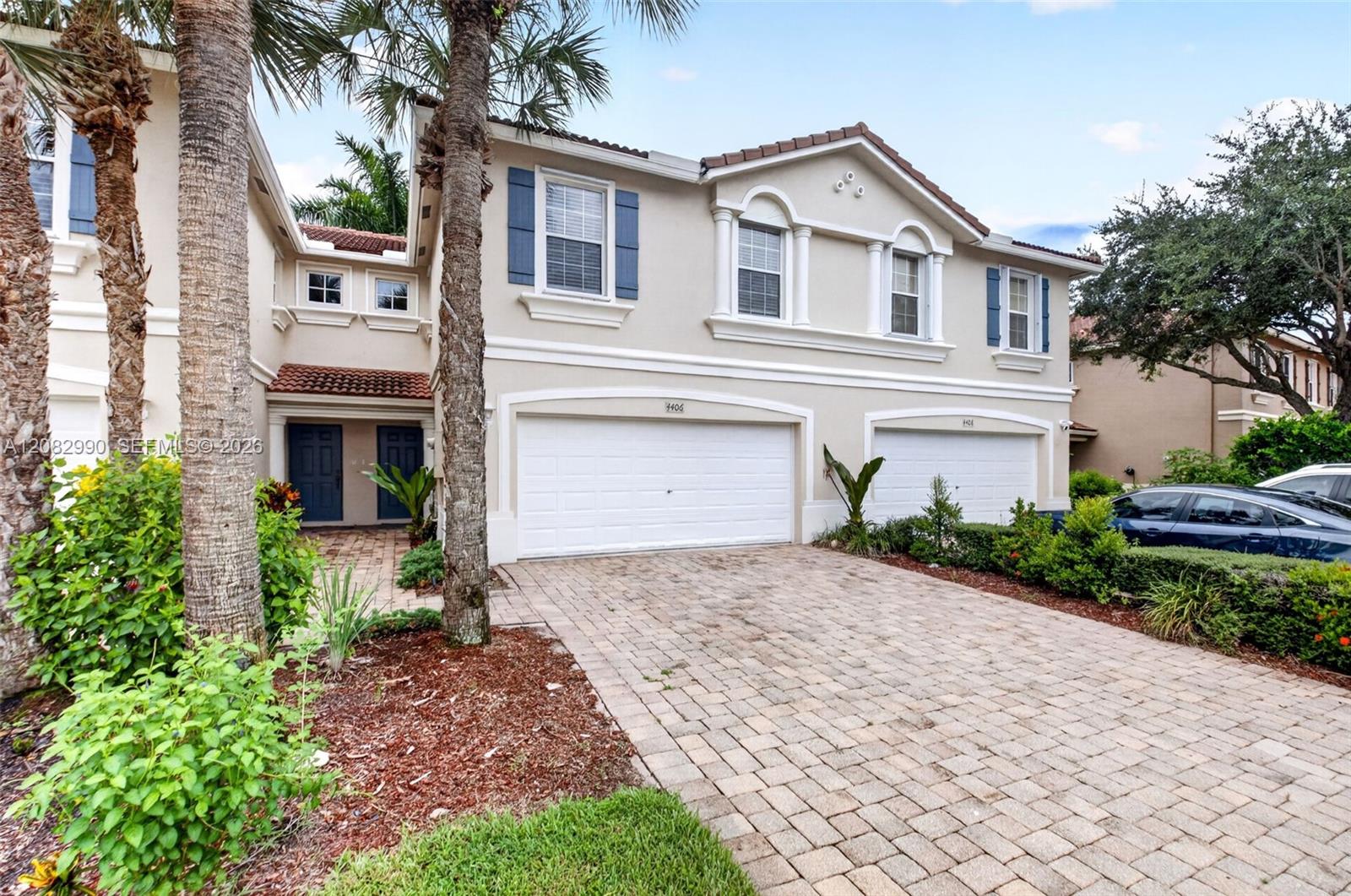 4406 Windmill Palm Way — Photo 3