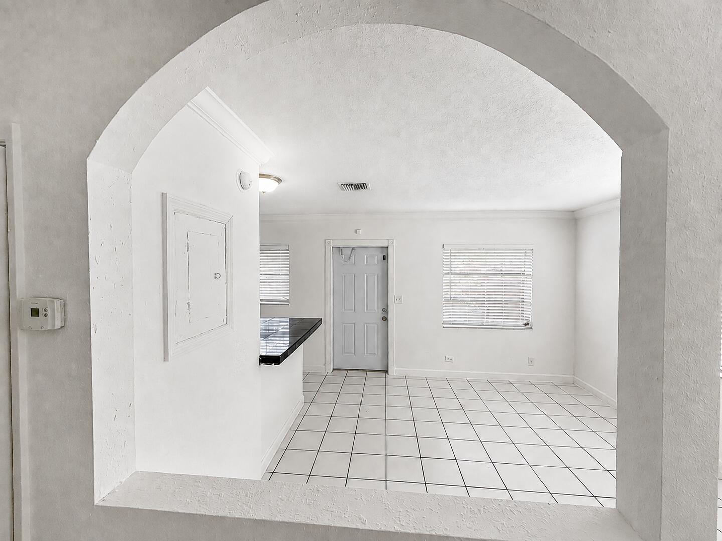 715 SW 14th Avenue # 4 — Photo 3
