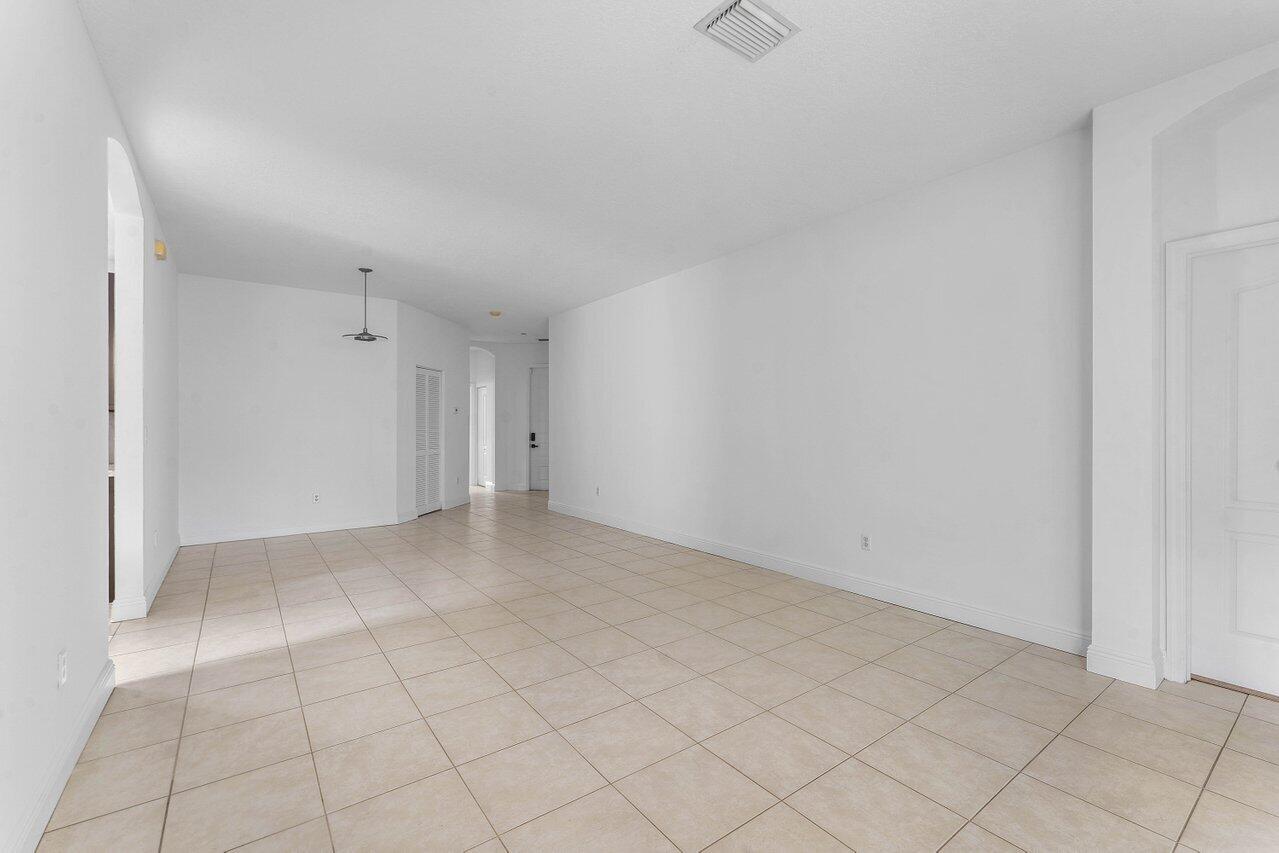 196 Seminole Lakes Drive — Photo 5