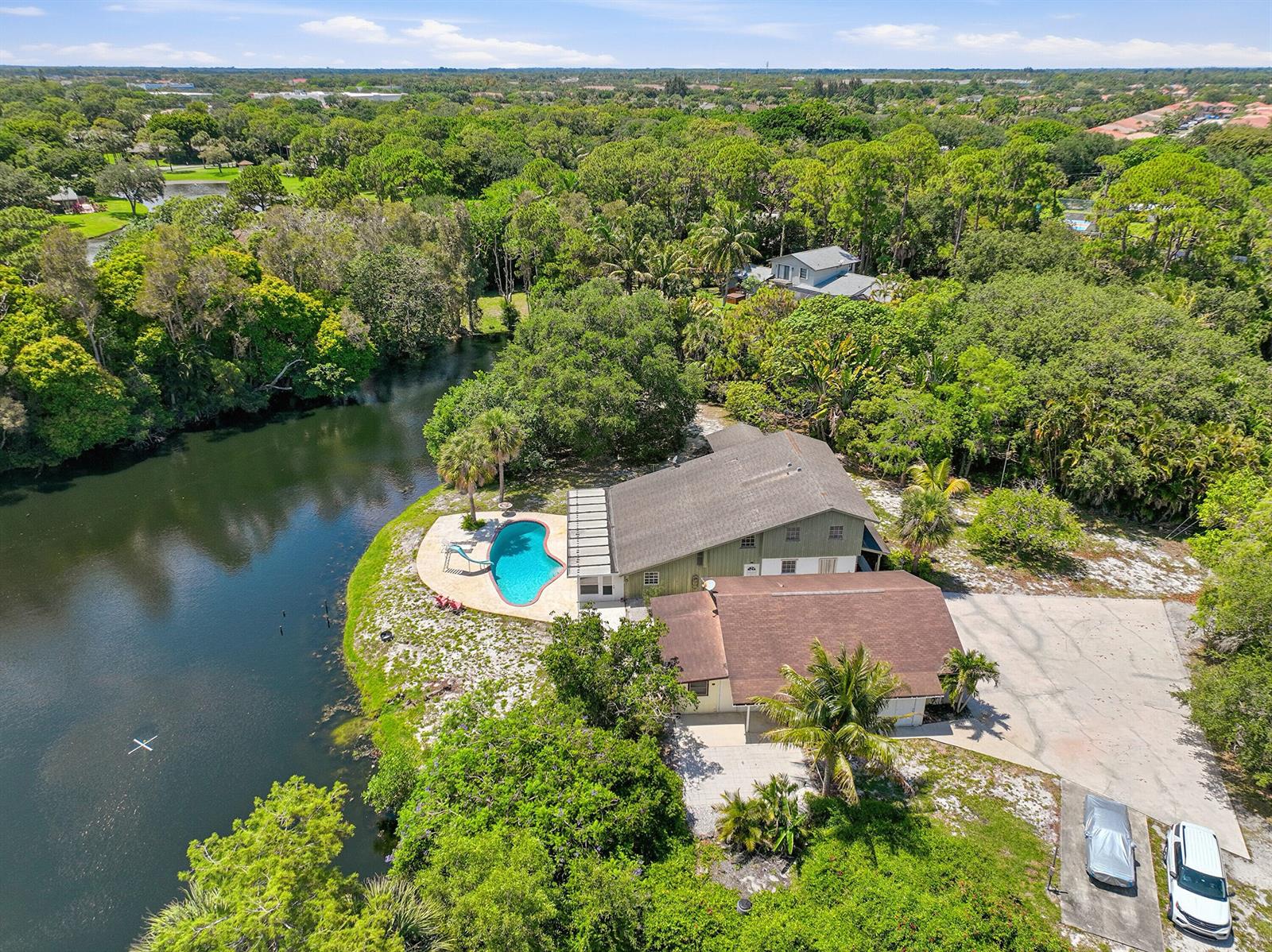 7689 Lawrence Road, Boynton Beach FL 33436