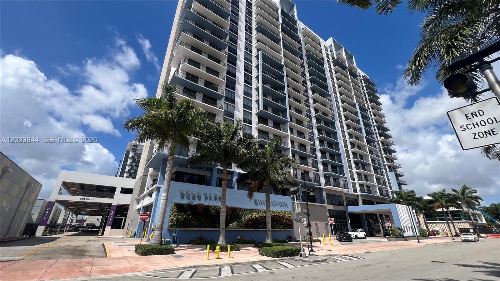 5350 NW 84 Ave # 1601, Doral FL 33166