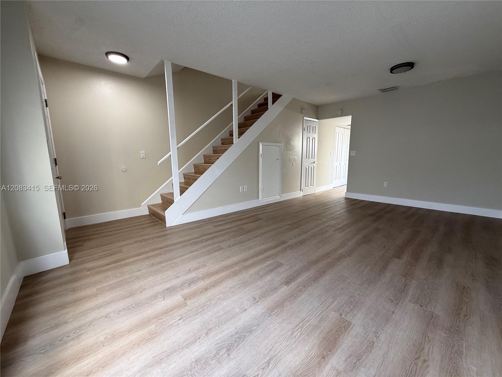 470 NE 18th Ave # 102 — Photo 2