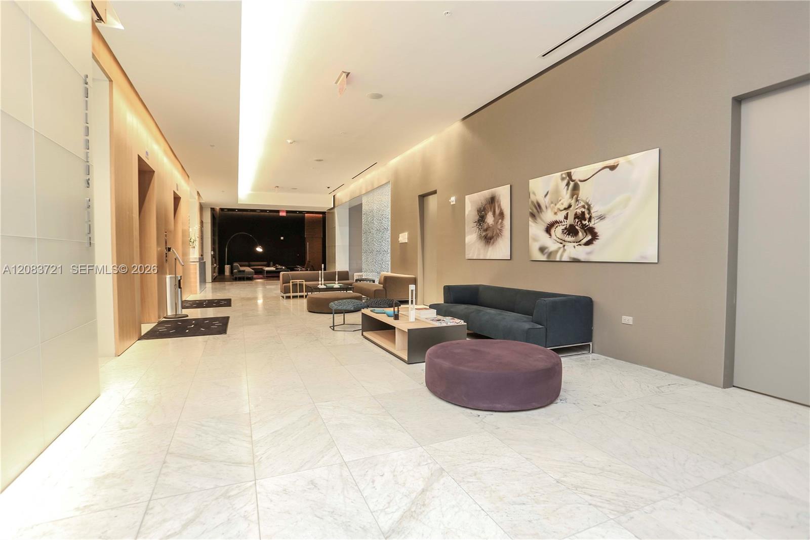 88 SW 7th St # 2806 — Photo 3