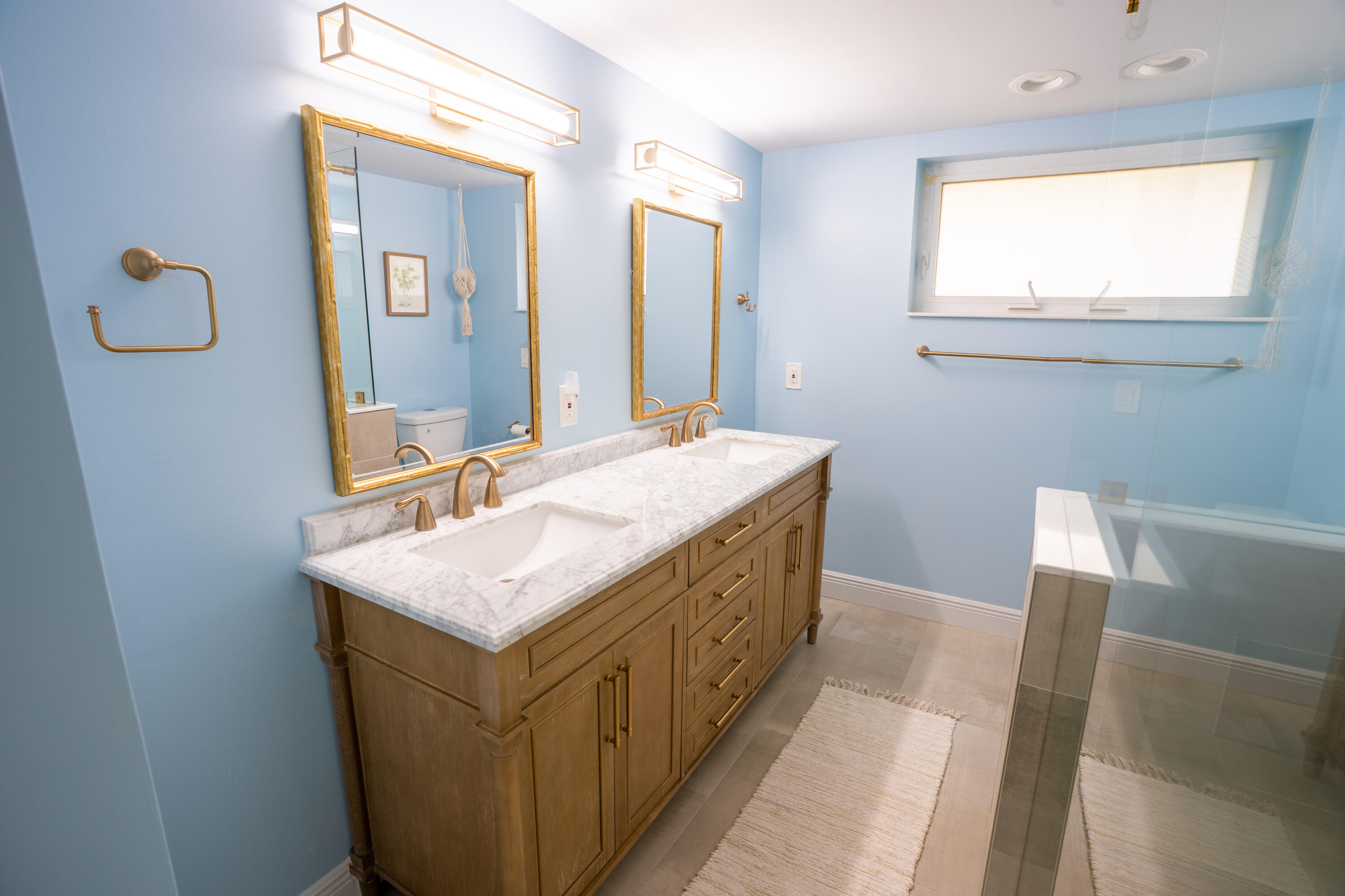 17 SE 8TH Terrace — Photo 2