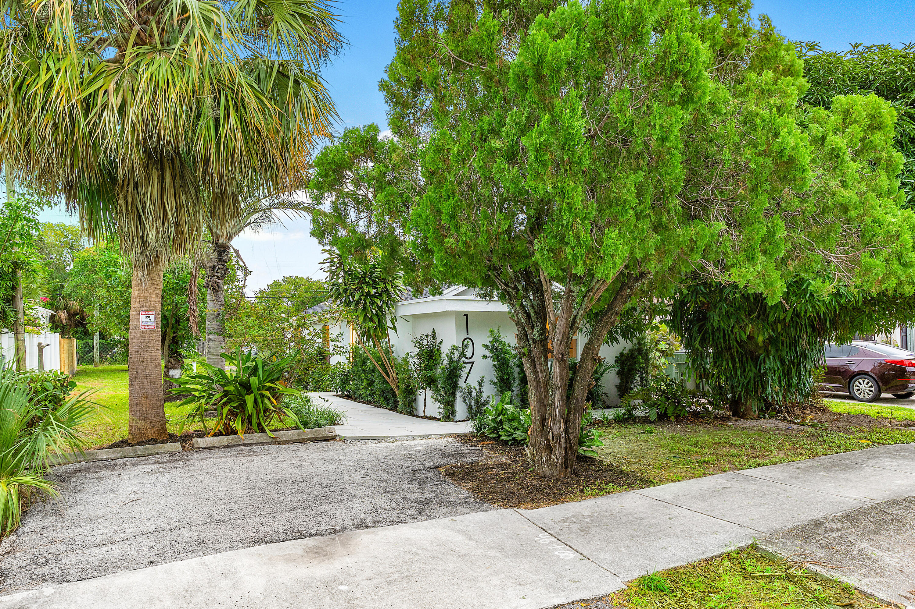 107 SW 4TH Avenue, Delray Beach FL 33444