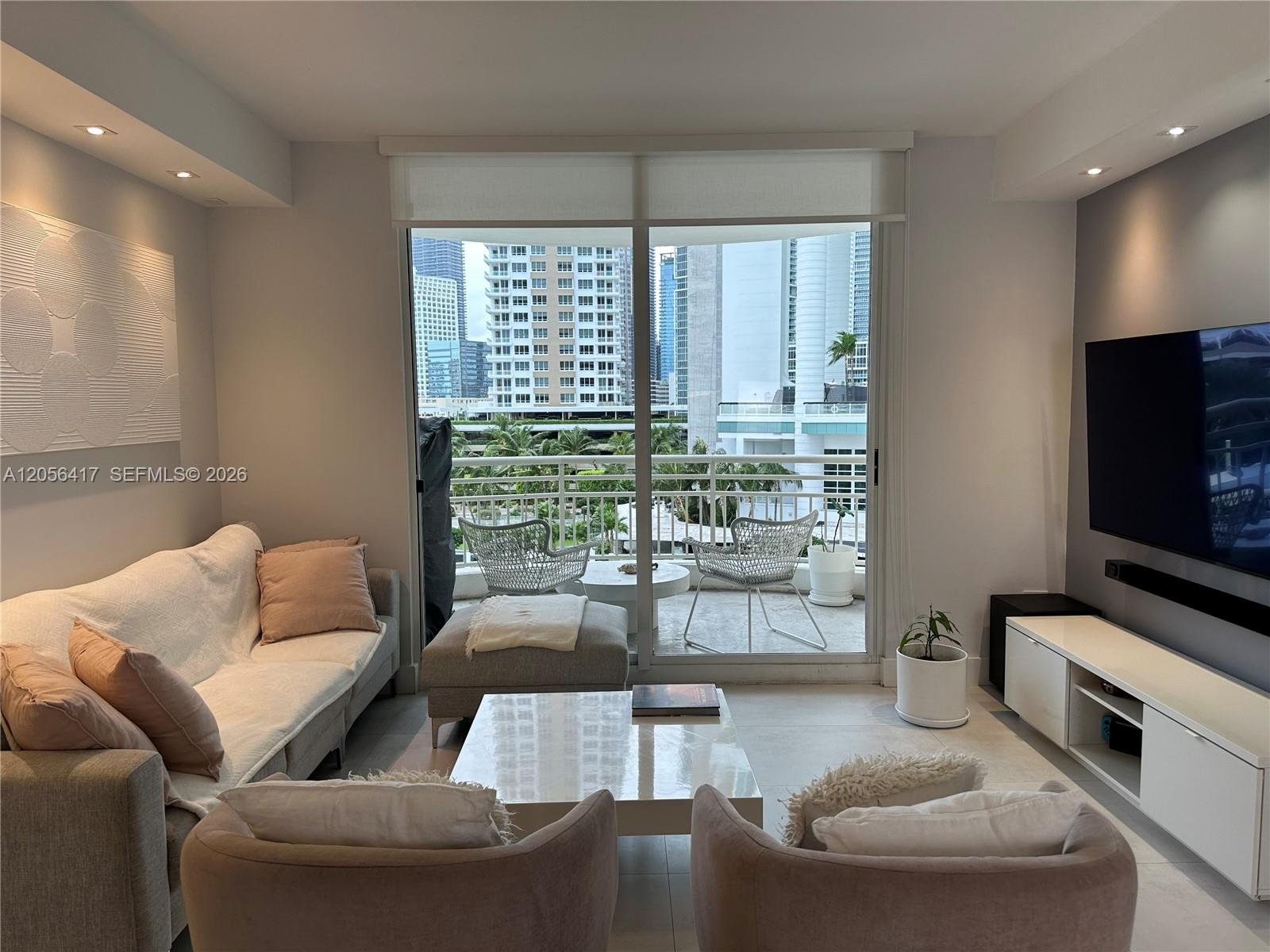 888 Brickell Key Dr # 700, Miami FL 33131