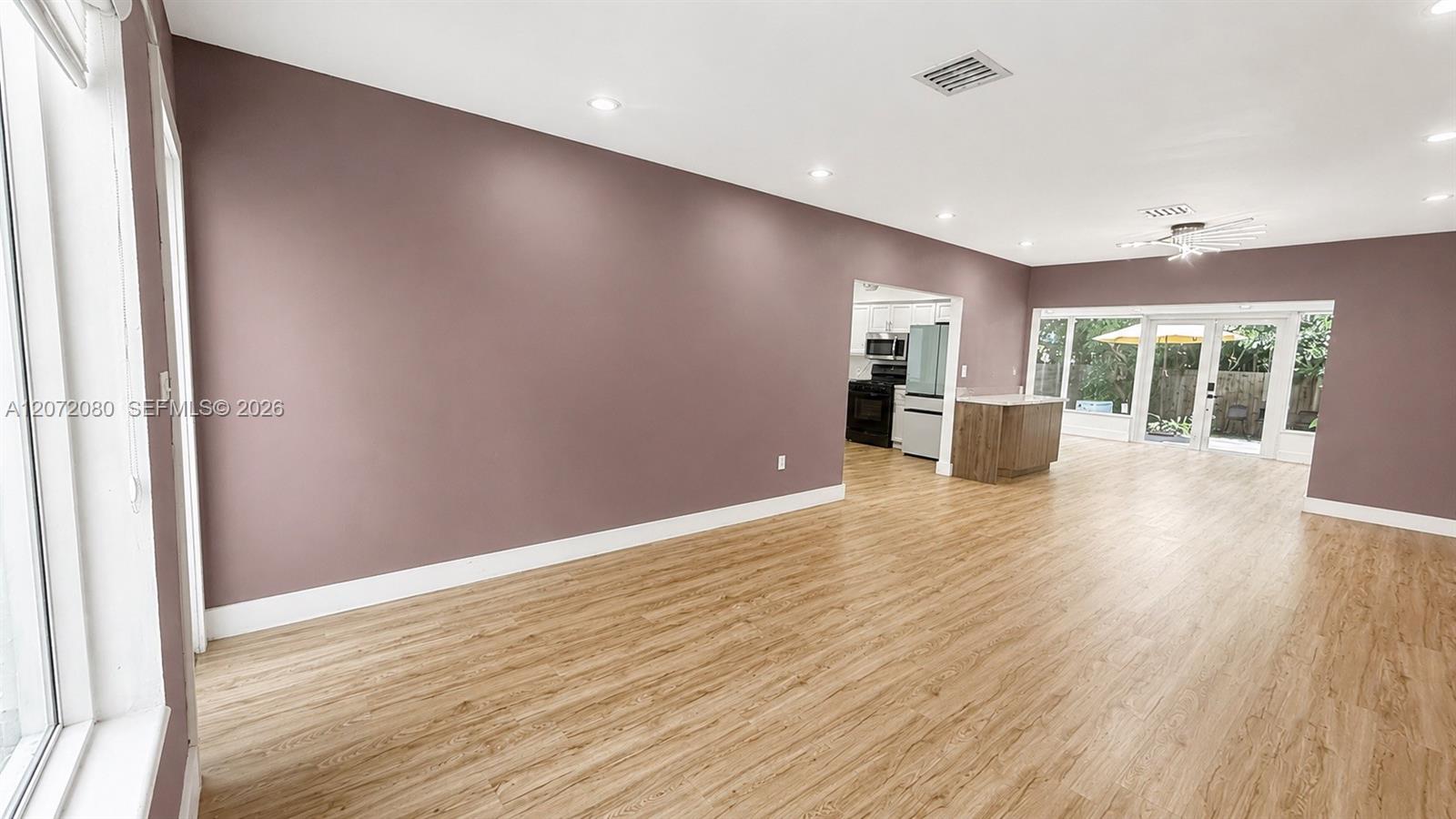 8819 Dickens Ave — Photo 3
