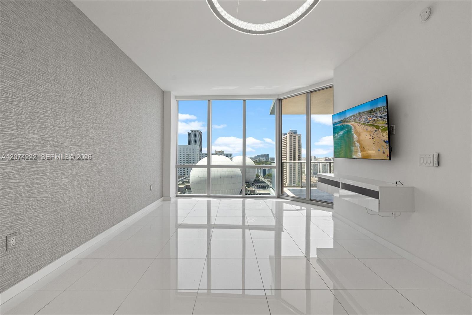 851 NE 1st Ave # 1506 — Photo 4